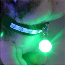 Load image into Gallery viewer, 1pcs Pet Collar Pendant LED dog collar Night light pendant security luminous pendant Collar pet supplies dog accessories